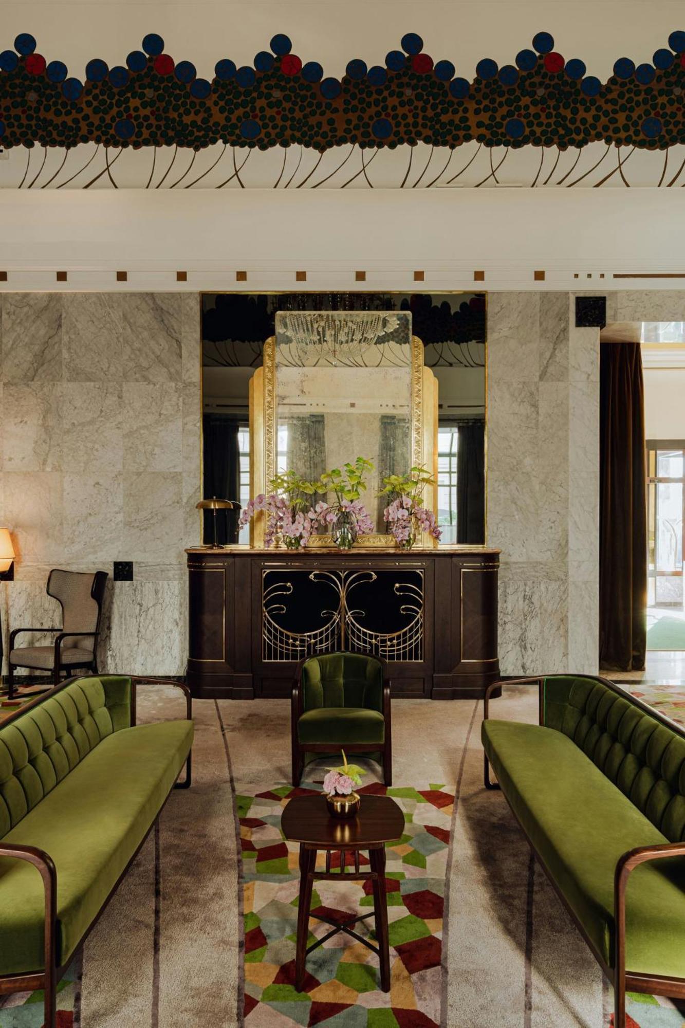 โรงแรมบริสตอล อะ ลักชัวรี คอลเลคชั่น โฮเต็ล วอร์ซอ ภายนอก รูปภาพ The interior of the hotel